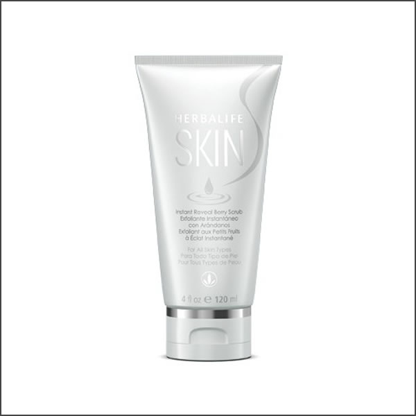 SKIN Instant Reveal Berry Scrub